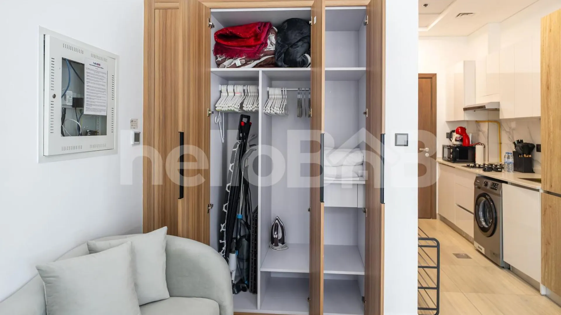 Daire Le Petit Village !Cozy Yet Spacious Studio Apartment! Dubai
